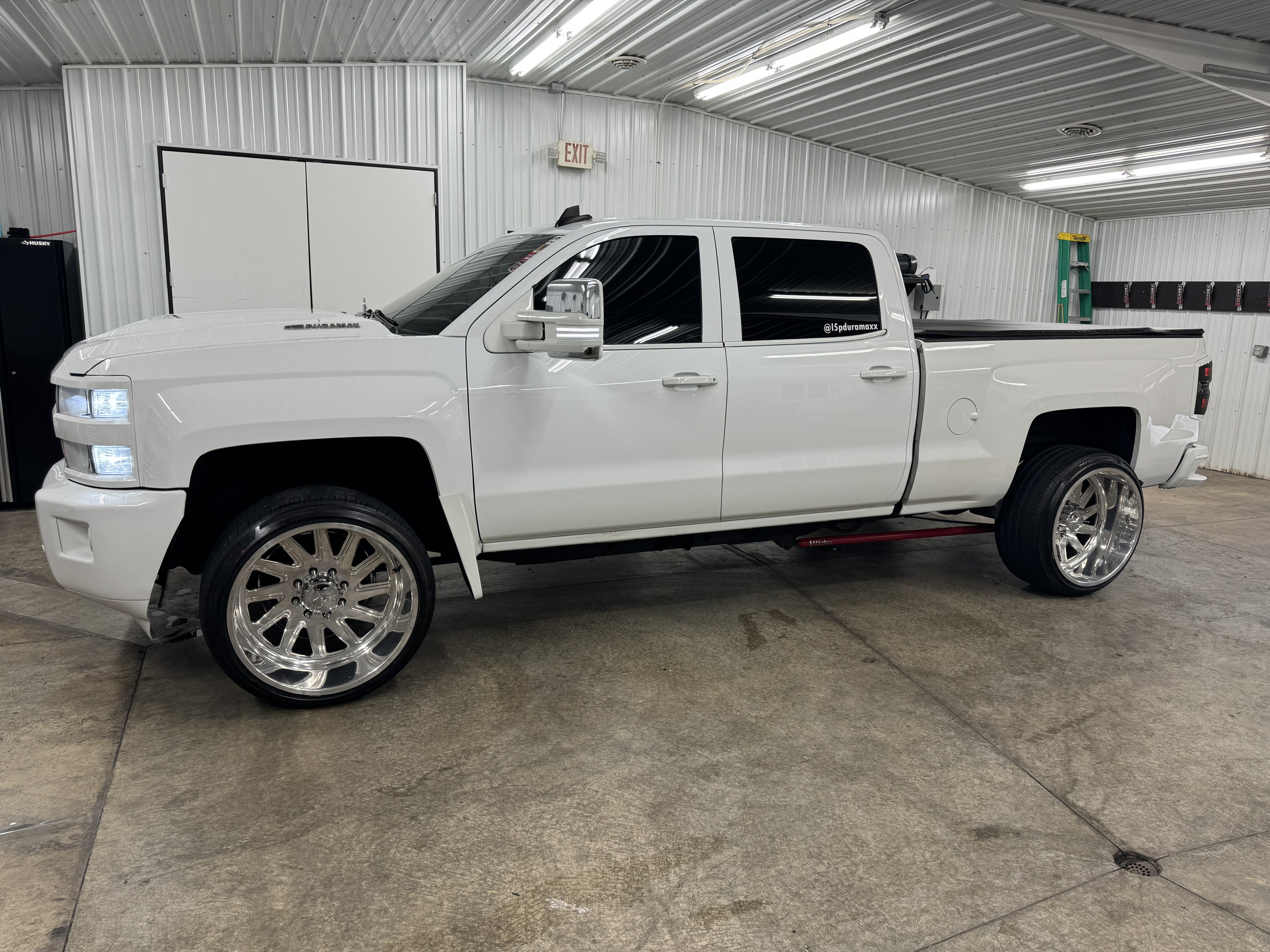 Window tinting in progress (placeholder)